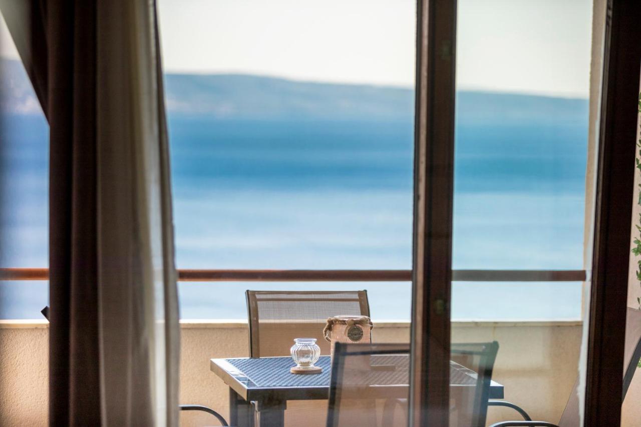 Ocean Apartman Jesenice  Bagian luar foto